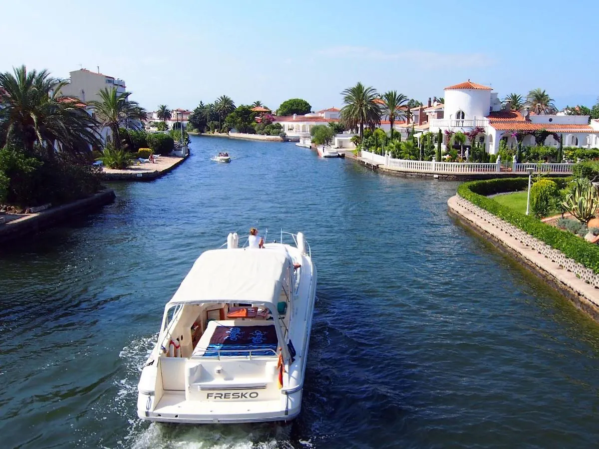 Apartment Club Nautic-24 By Interhome Empuriabrava 0*,  Spanien